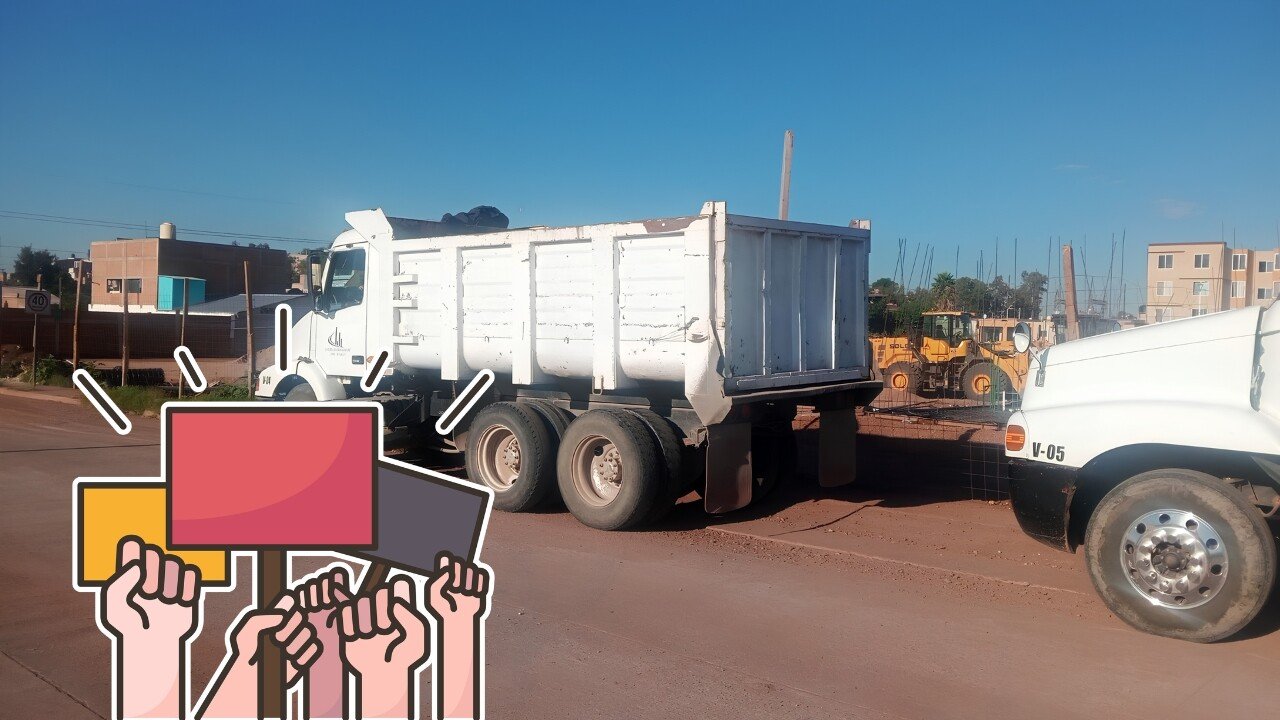 Vecinos de Acereros paralizan obra de Viviendas para el Bienestar por incumplimiento de acuerdos en Durango